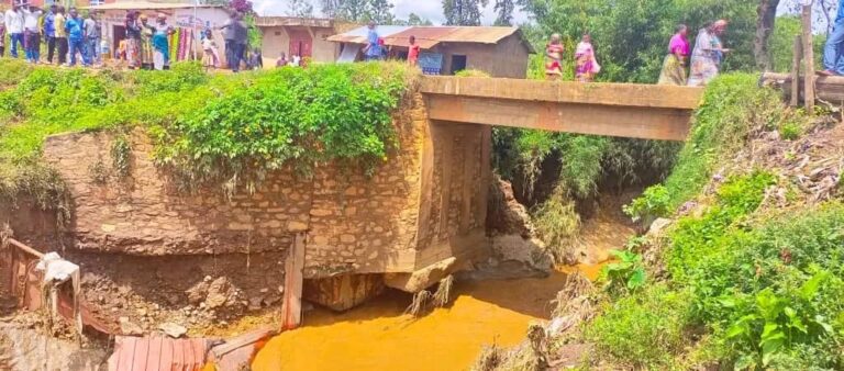 Huit ponts menacés d&rsquo;effondrement au Sud-Kivu : Plus d&rsquo;un habitant appelle à l&rsquo;intervention urgente des décideurs !