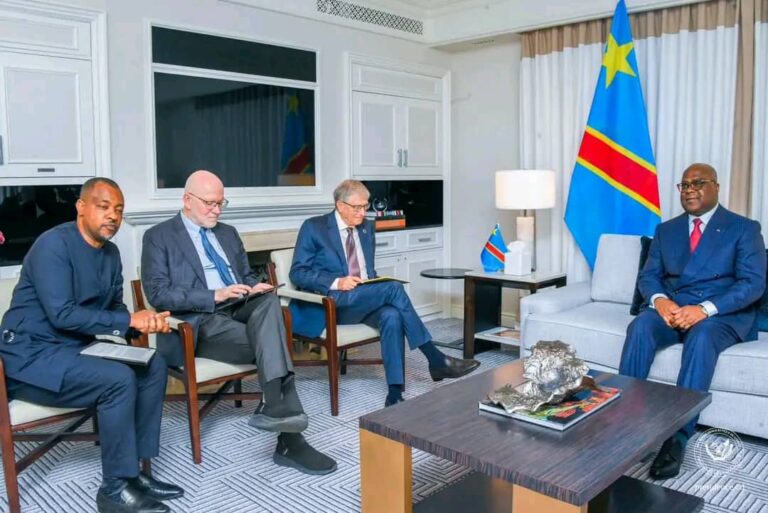Mpox en RDC : Félix Tshisekedi échange avec le milliardaire Bill Gates