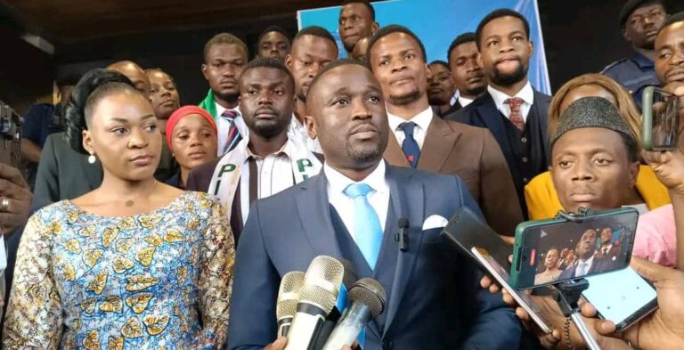 RDC : L&rsquo;opposant Seth Kikuni transféré à la prison de Makala, des voix s&rsquo;élèvent pour réclamer sa libération
