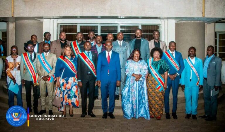 Bukavu : Les conseillers communaux saluent l&rsquo;engagement du gouverneur Jean-Jacques Purusi à améliorer leurs conditions de travail