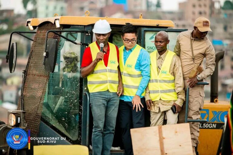 Arrêt des travaux de modernisation de la route menant au cimetière de Ruzizi à Bukavu : Les ingénieurs fixent l&rsquo;opinion !
