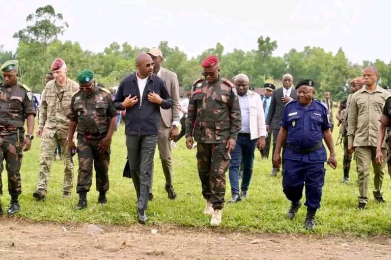 RDC : Le gouvernement appelé à faciliter l&rsquo;intégration des jeunes dans l&rsquo;armée par une bonne prise en charge des militaires